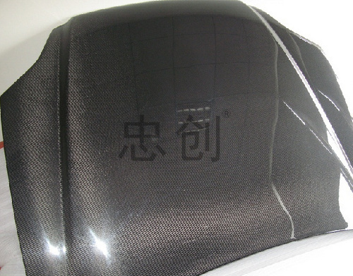 汽車發(fā)動(dòng)機(jī)蓋板